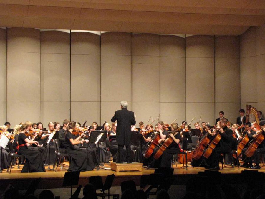 
On Nov. 12, Concert Orchestra performed in the concert organization’s fall concert. Seniors Natalie Tri, Aidan Hybertson, junior Michaela Byland, and senior Jarden Allen play the violin. Featuring pieces included “Orpheus in the Underworld” by Offenbach and the final movement of “The New World Symphony” by Dvorak.