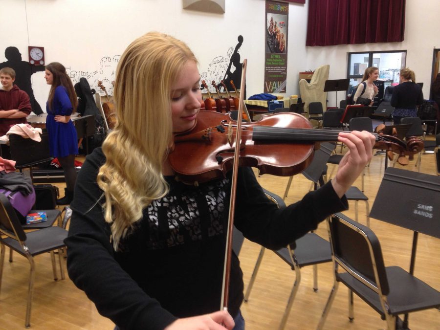 Senior Heather Huna performed at Solo/Ensemble on Feb. 23 and played Legende by Wieniawski. Huna said, “I always enjoy Solo/Ensemble, because it gives me a chance to get feedback from a musician on a piece I have been working on for months.”