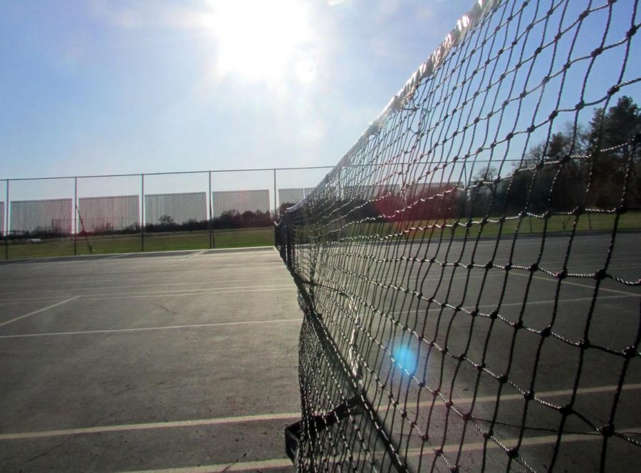Oakland Junior High School makes renovations to their tennis courts for $404 thousand.”The tennis court reconstruction is funded by lease dollars, which is only allowed to use on reconstruction of facilities not the general fund. We can’t use that money on the new courts, which is why we looked for alternative funding from the city,” Director of Operations Dennis Bloom explained.