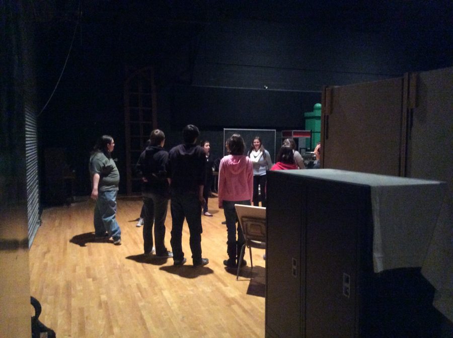Rehearsals for the Holiday Comedy Show takes place three days a week for a few hours.