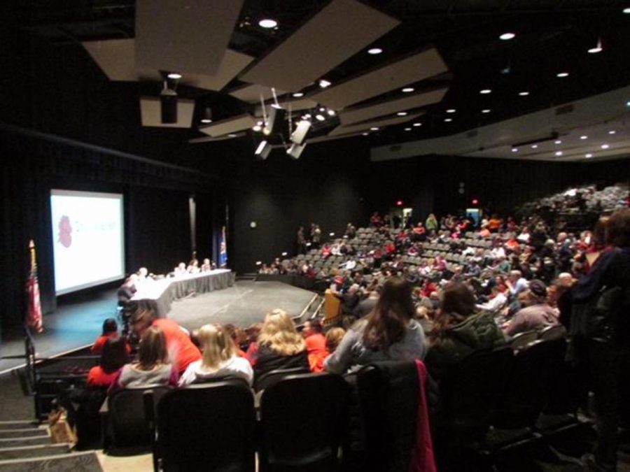 Community members of all ages fill the Stillwater Junior High School auditorium on Feb. 11 to hear the decision on the BOLD proposal. “I had to go to the meeting for my government class and it was nothing like I had expected. The place was filled and the listening session got pretty intense with people fighting against BOLD,” senior Sarah Ogren says.