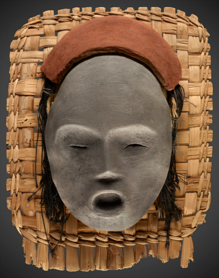 A replica Chinchorro mask can be found in the exhibit. As found in the exhibit, the Chinchorro people were the first to practice mummification. “A mask like this one would have been the finishing touch on a Chinochurro mummy,” says the Museum.