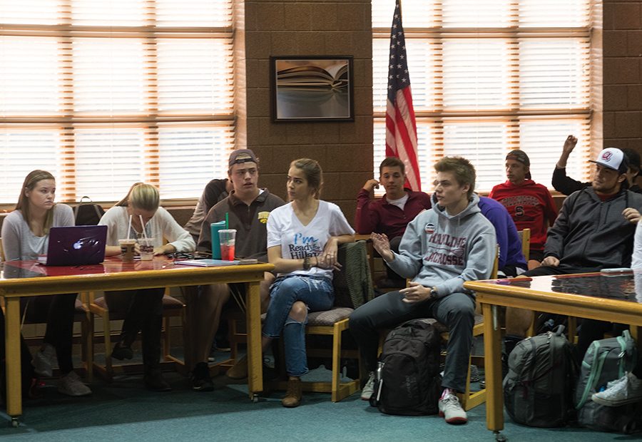 Young+Republicans+and+Democrats+hold+first+debate