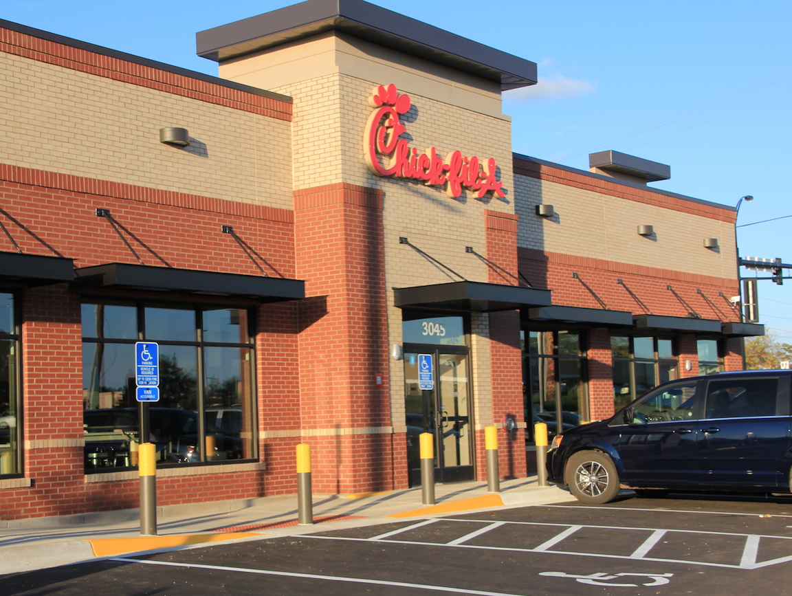 Chick-Fil-A opens in Maplewood - The Pony Express