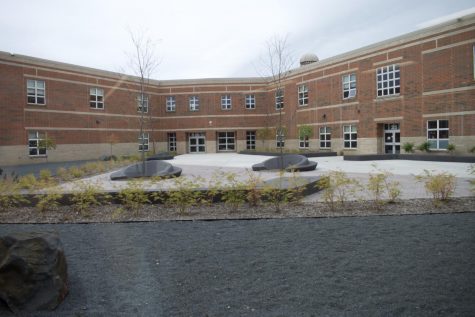 Courtyards offer collaborative opportunities, social gathering spaces
