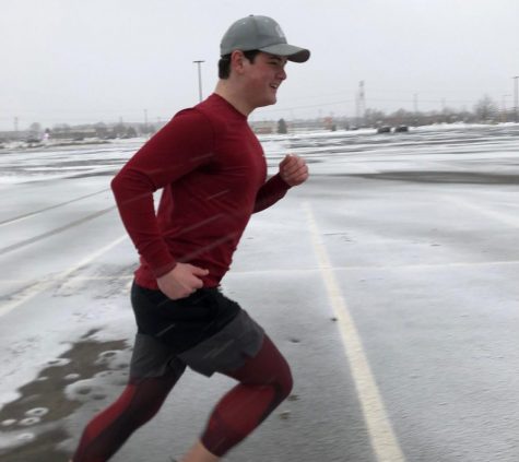Junior Parker Mock enjoys exercising to have a healthy mind, especially in the winter. Its really important that teenagers talk to someone, or have a way to cope with a disorder and I think we could learn about that like in a mental health class, Mock says.