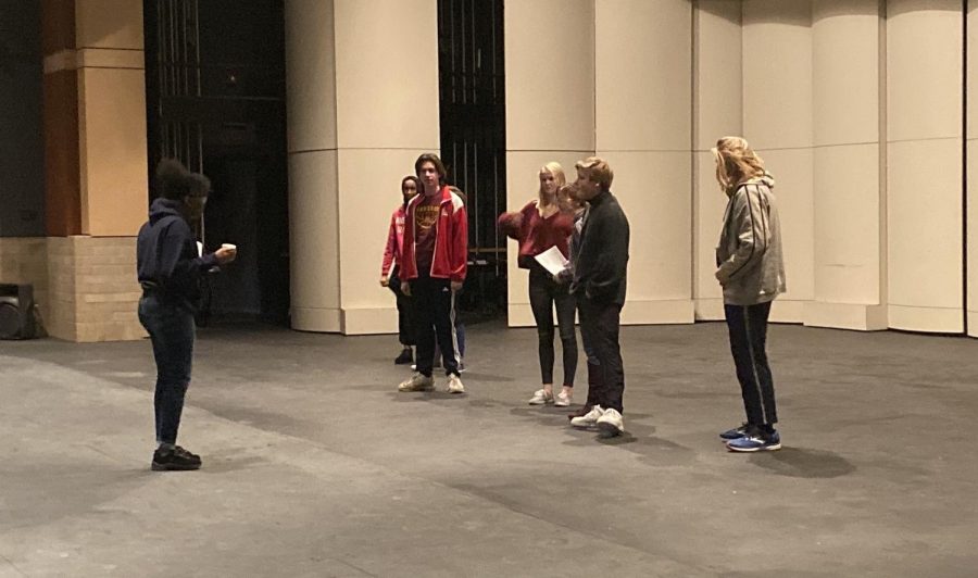 Students+in+theatre+class+practice+during+the+entirety+of+fifth+hour.+They+try+to+memorize+lines+and+blocking+as+senior+Jahnett+Coleman-Cotton%2C+a+director%2C+assists+them+on+what+to+do.