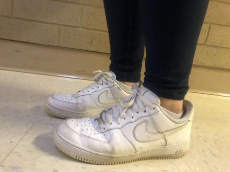 Sophomore Adrianna Garcia styles her Air Force 1s. Garcia is contributing to the culture trend by showing off her shoes at school.