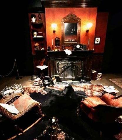 The clue room at the Sherlock Holmes exhibit, where people look around for the most loved and famous Sherlock items. This museum is a family-loved tradition by many. 