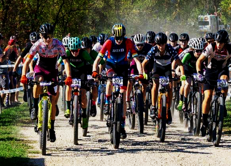 The fifth Mountain biking race was in Rochester Minn. on Oct. 1. Racers tried to pass each other at the beginning to attempt to get ahead.