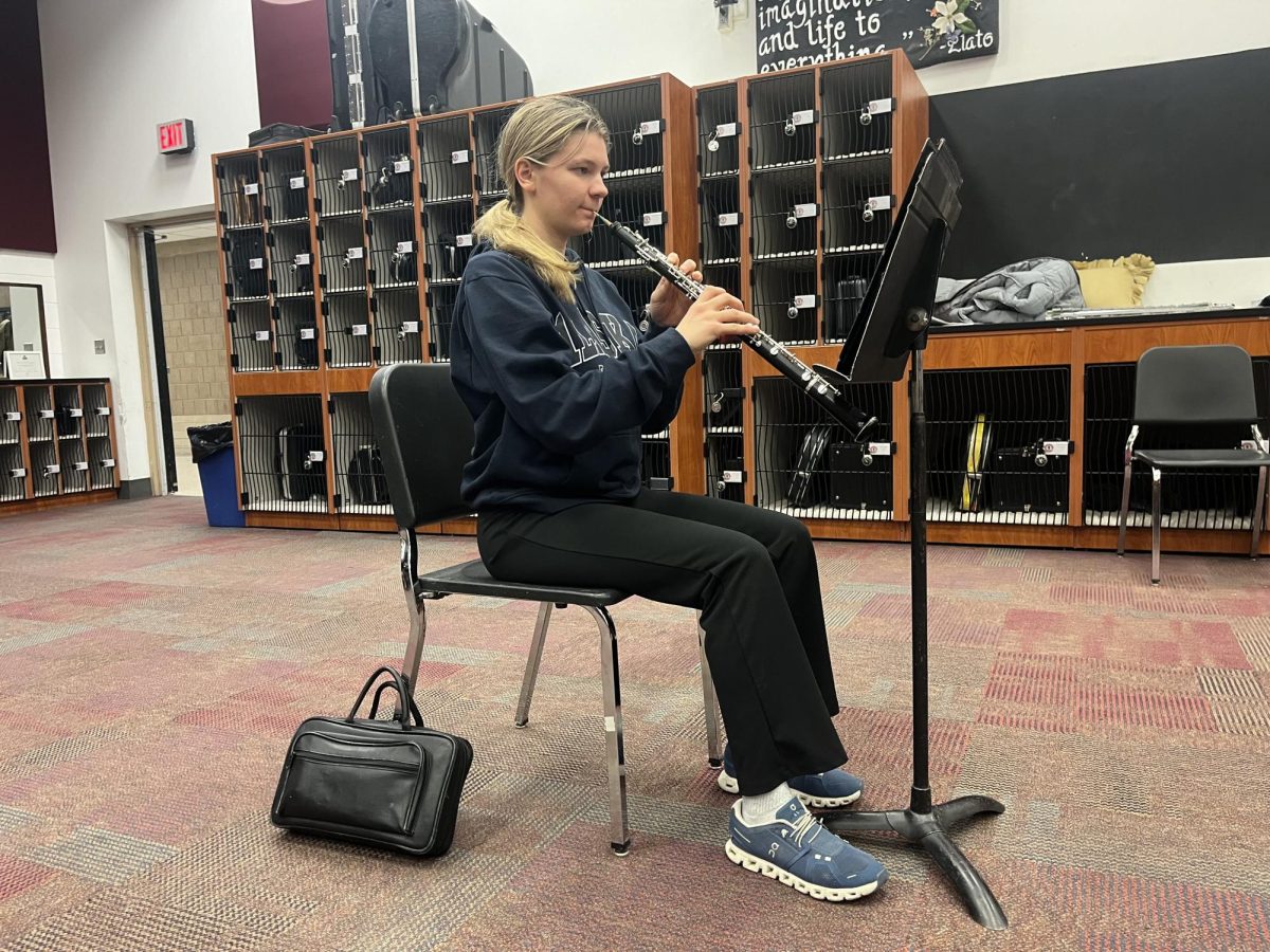 Senior Lorelei Fierro plays the oboe in Wind Symphony. Recently, she preformed in a winter concert and the band played successfully. 