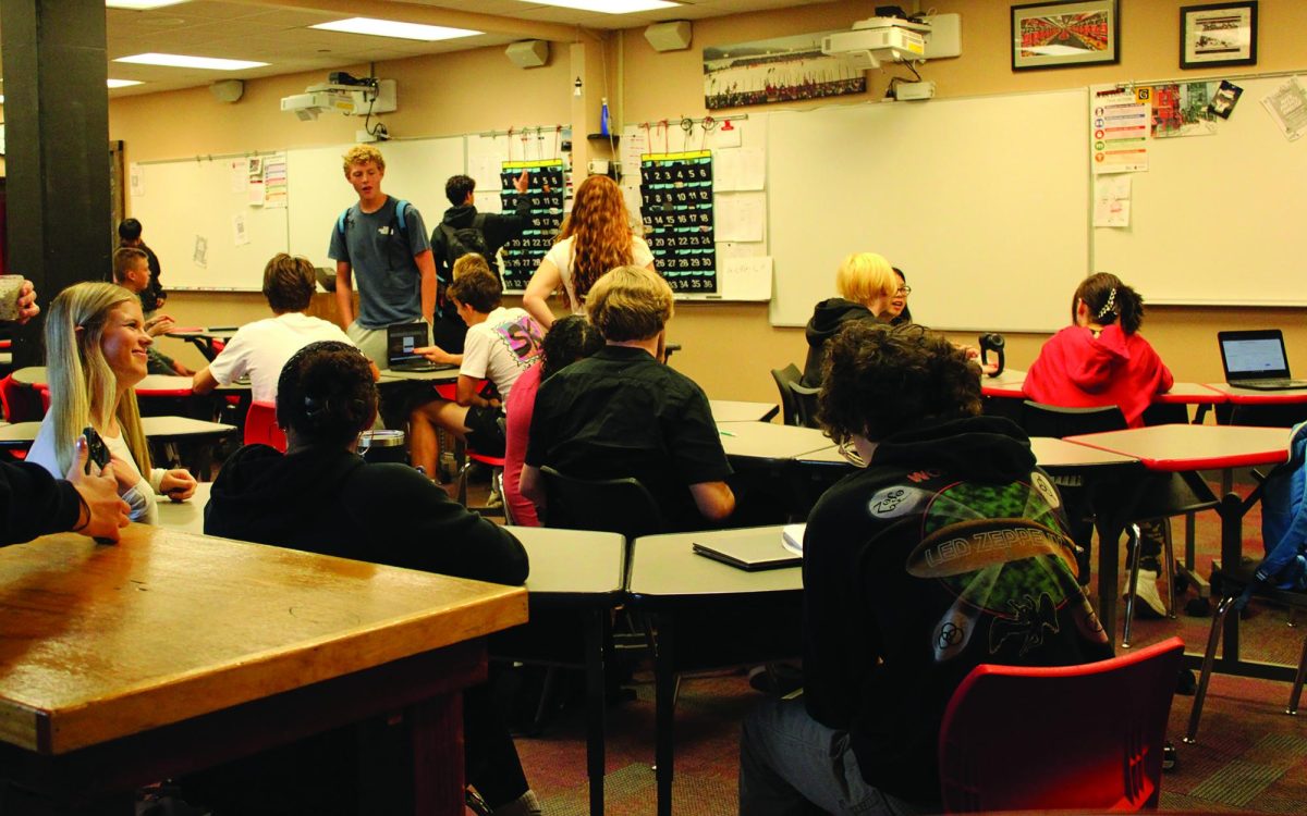 Peter Hamilton and Micheal Parker teach their combined office hours class for the first time in the 2024-2025 school year. 