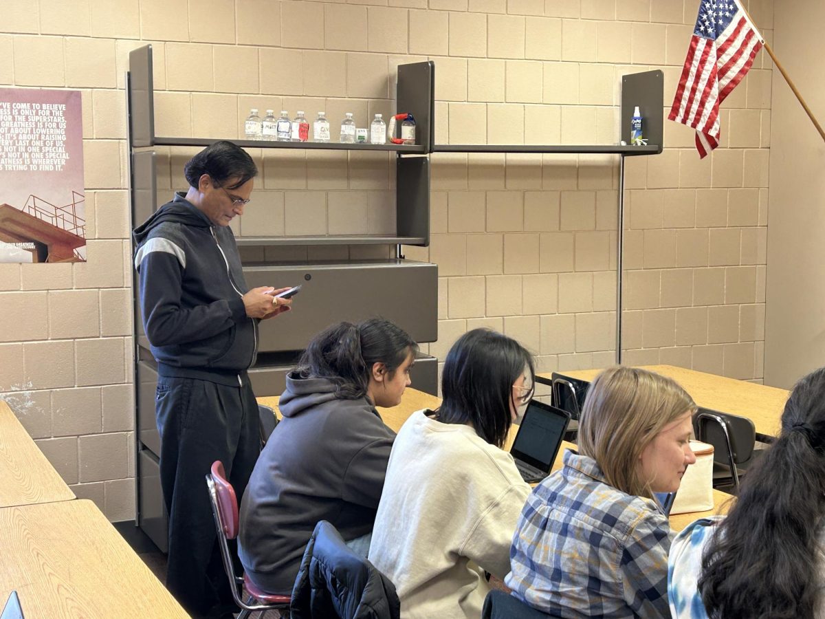 Stillwater Students Riddhi Singhvi, Ahna Prigge, and Qianyi Li all worked diligently on their quiz and registration for the club. As their instructor hovers nearby, willing to assist them if need be on an early meeting on the 3rd of February 2026.